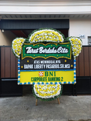 Papan Bunga Duka di Durian Payung