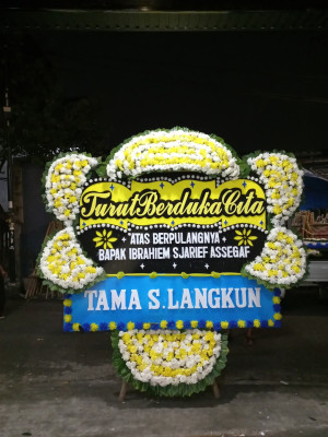 Papan Bunga Duka di Durian Payung